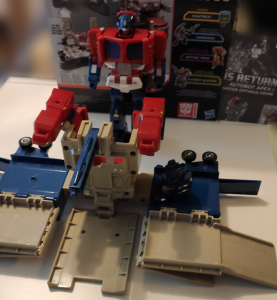 Ultimativer Vergleich Transformers Powermaster Optimus Prime 1984 vs 2018